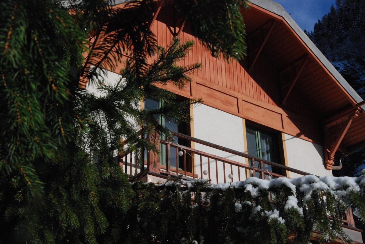 L'Aria Di Casa Bed and Breakfast Alagna Exteriör bild