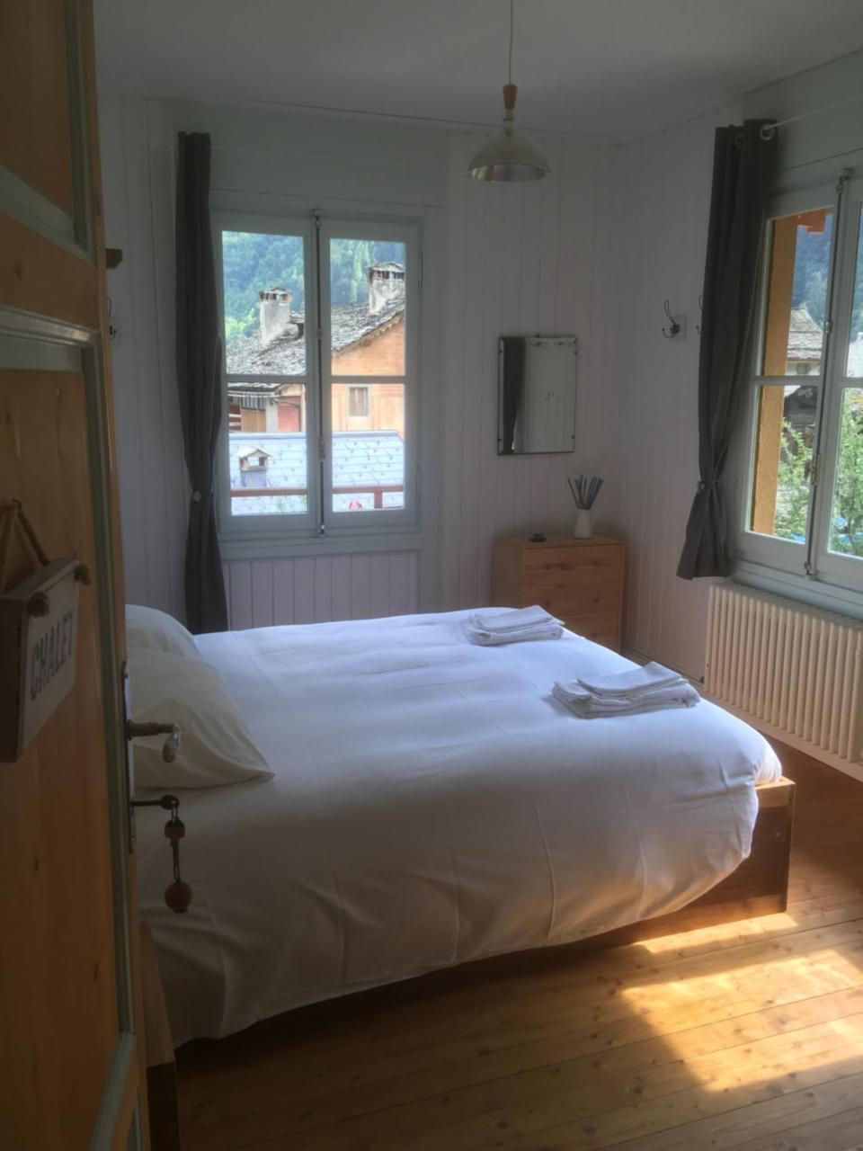 L'Aria Di Casa Bed and Breakfast Alagna Exteriör bild